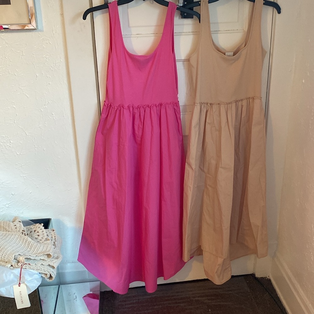 Dresses - Picture 5 of 5